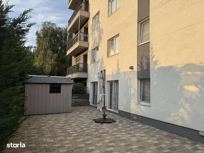 Pipera 3 camere  Curte 200 mp Predare Imediata   Lux Nou